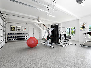 The ColorFlake epoxy coating is super easy to maintain in this home gym.